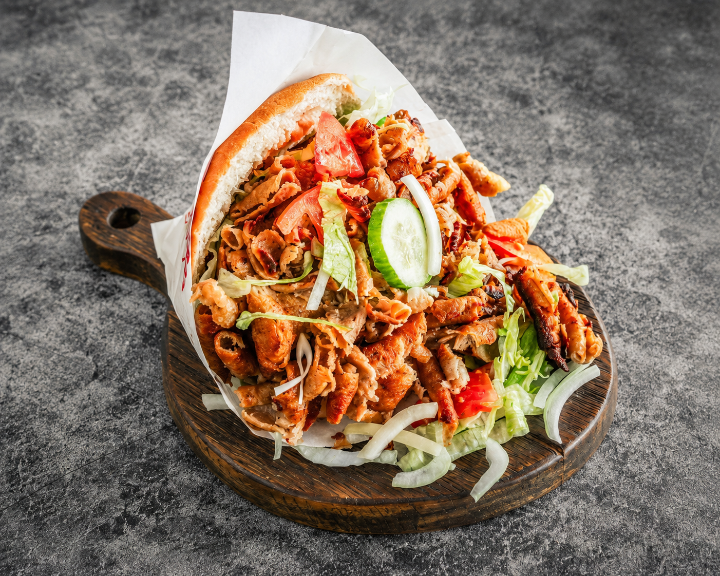 Broodje döner bij Azim Doner in Etten-Leur